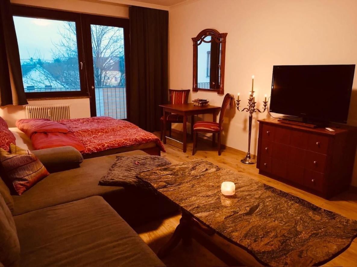 Thermenland-Traum Apartment Fuerstenfeld Eksteriør billede